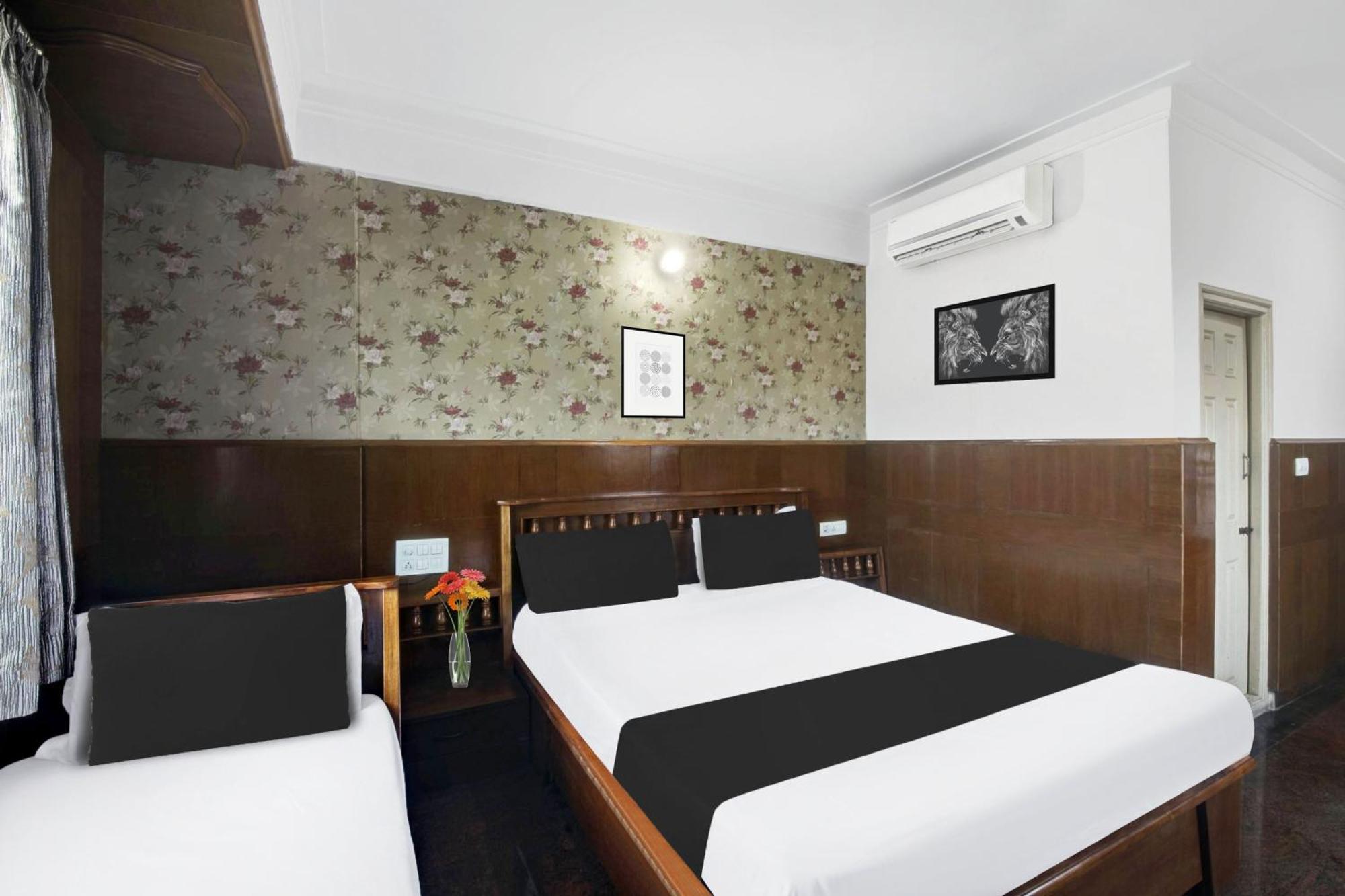 Super Townhouse Centre Formerly Mahendra Hotel Mysore