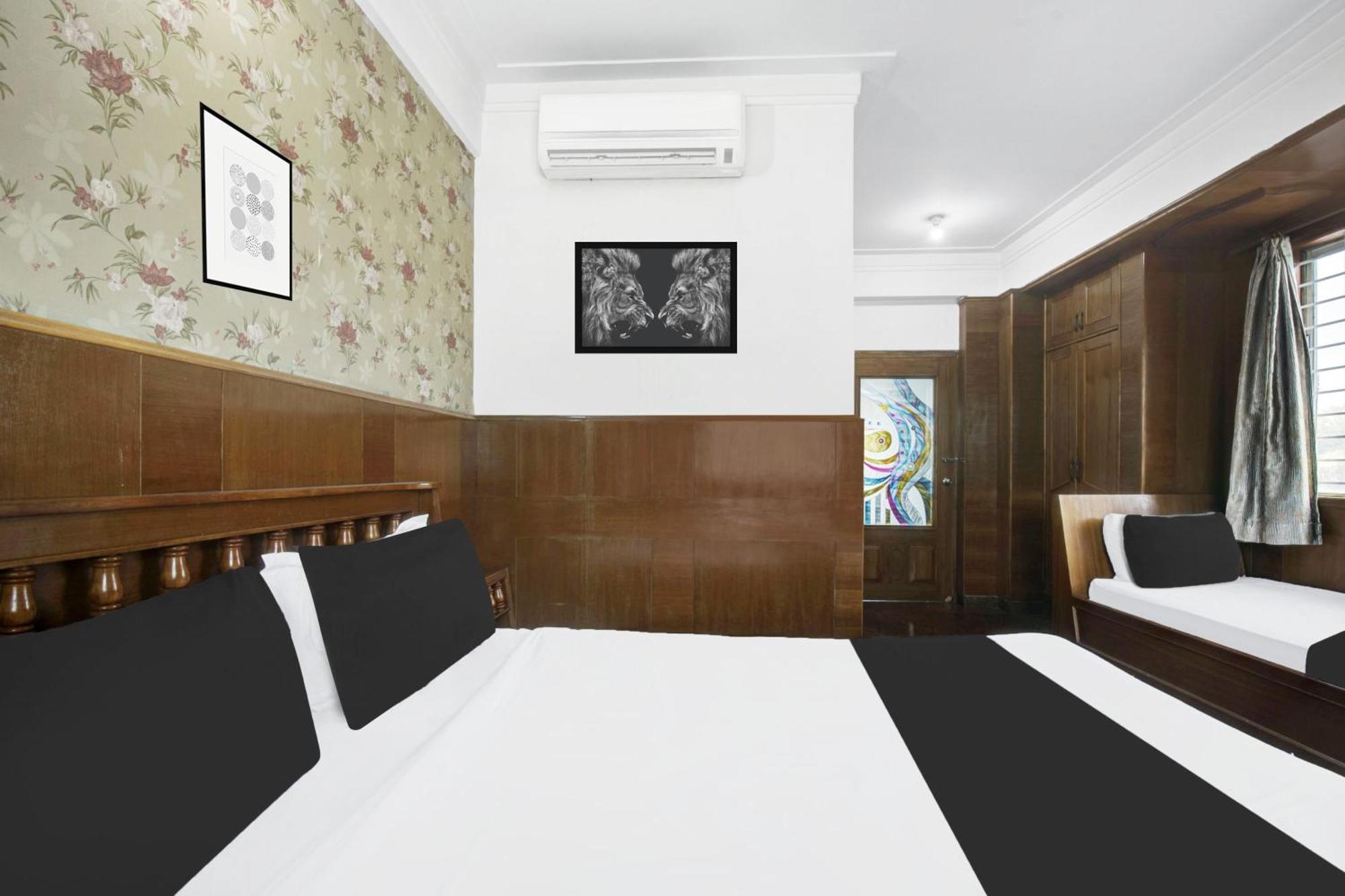 Super Townhouse Centre Formerly Mahendra Hotel 3*