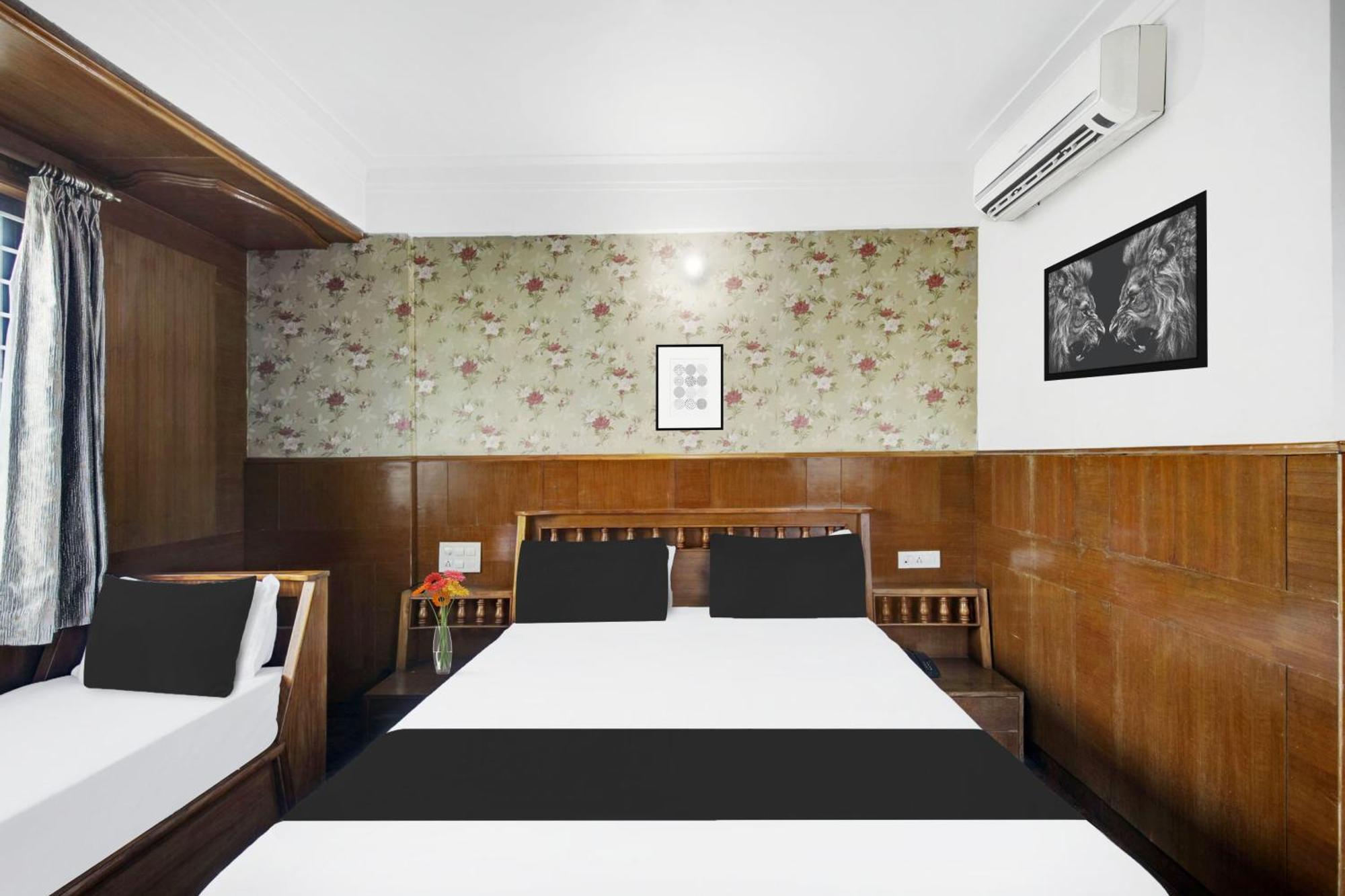Super Townhouse Centre Formerly Mahendra Hotel 3*