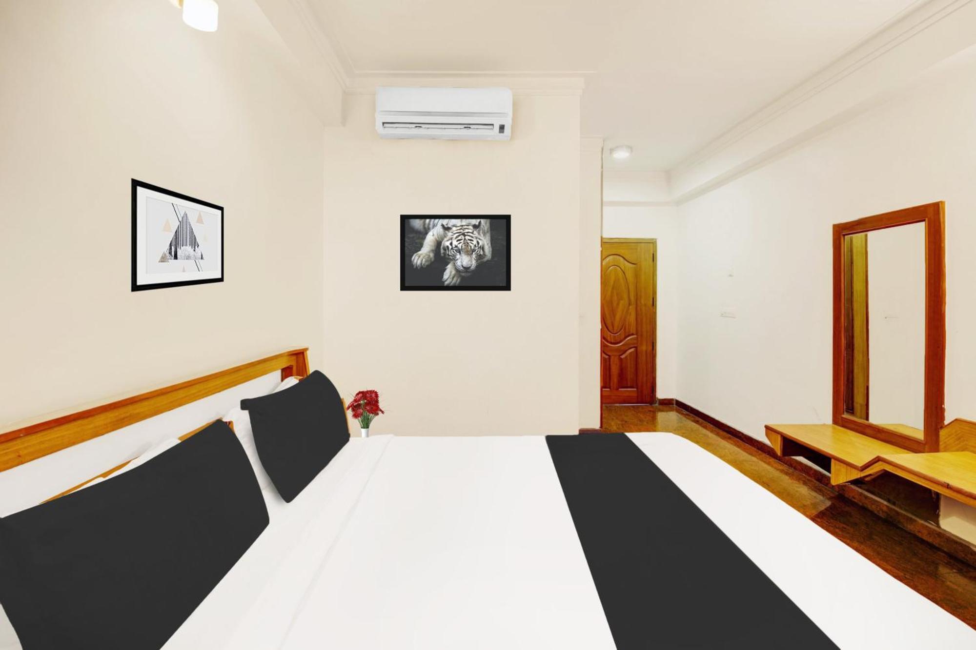 Hotel Super Townhouse Centre Formerly Mahendra 3*