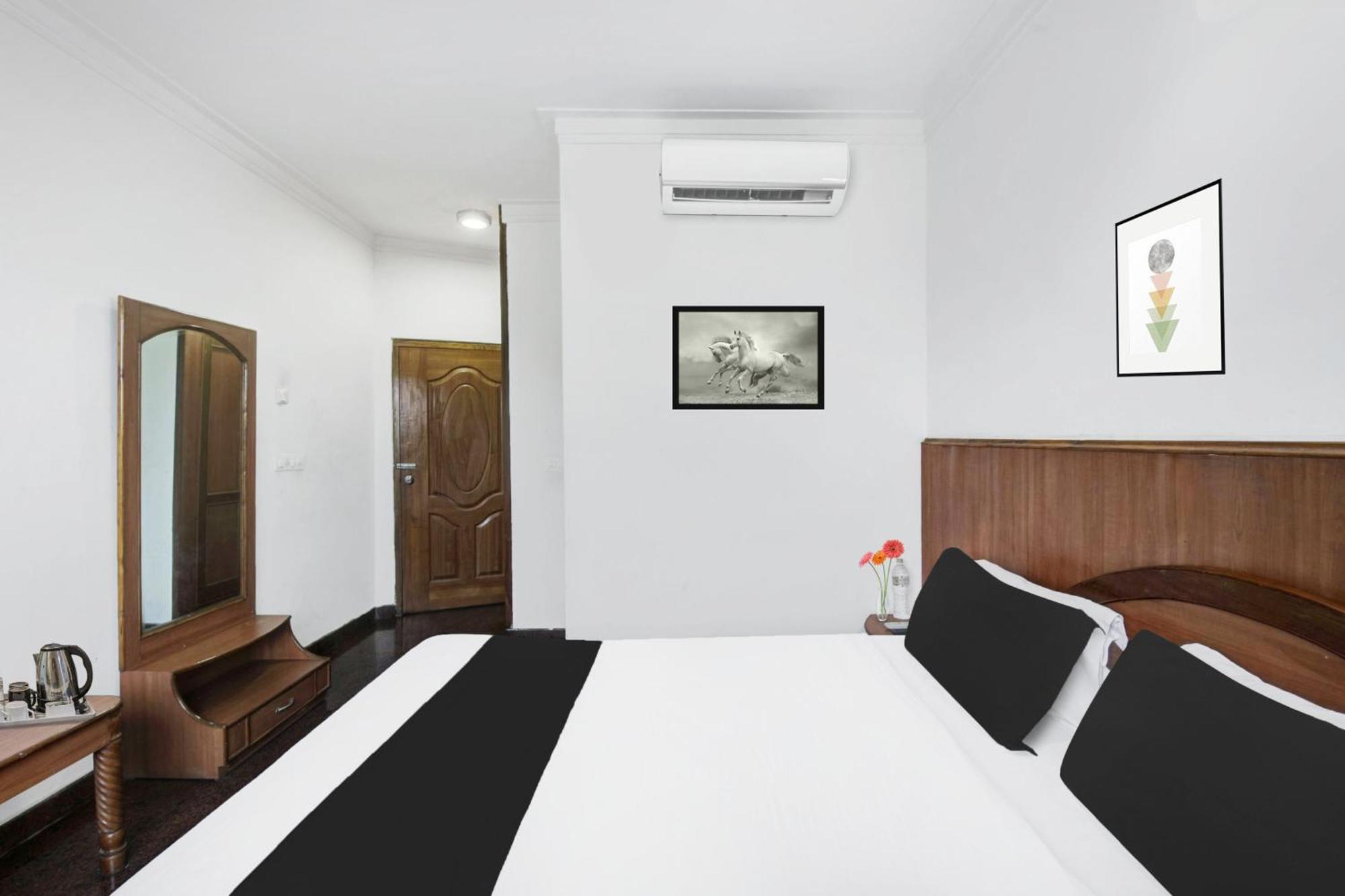 Super Townhouse Centre Formerly Mahendra Hotel Mysore