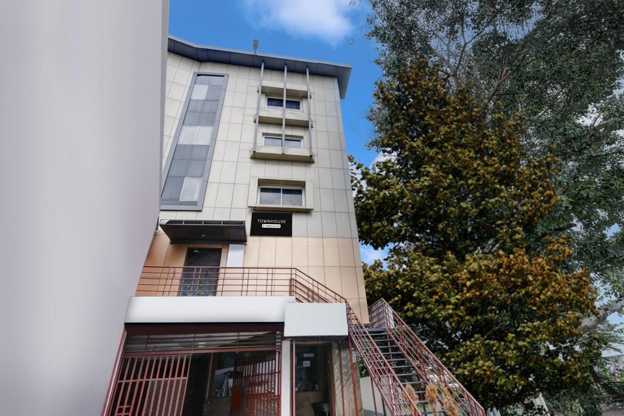 Hotel Super Townhouse Centre Formerly Mahendra