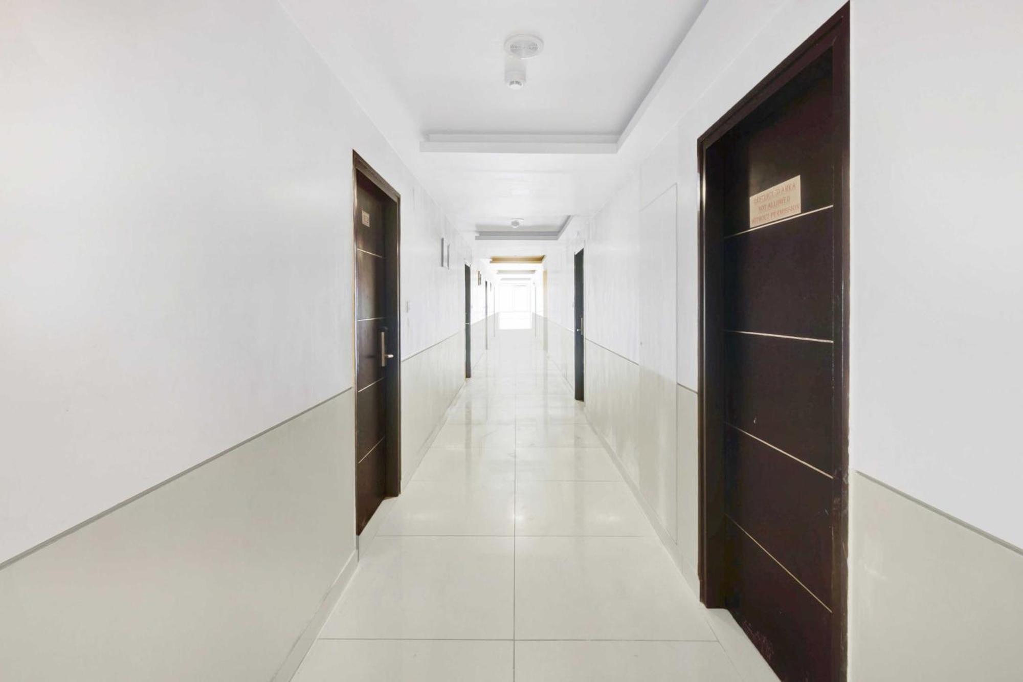 Townhouse Oak Center Palace Hotel Mysore