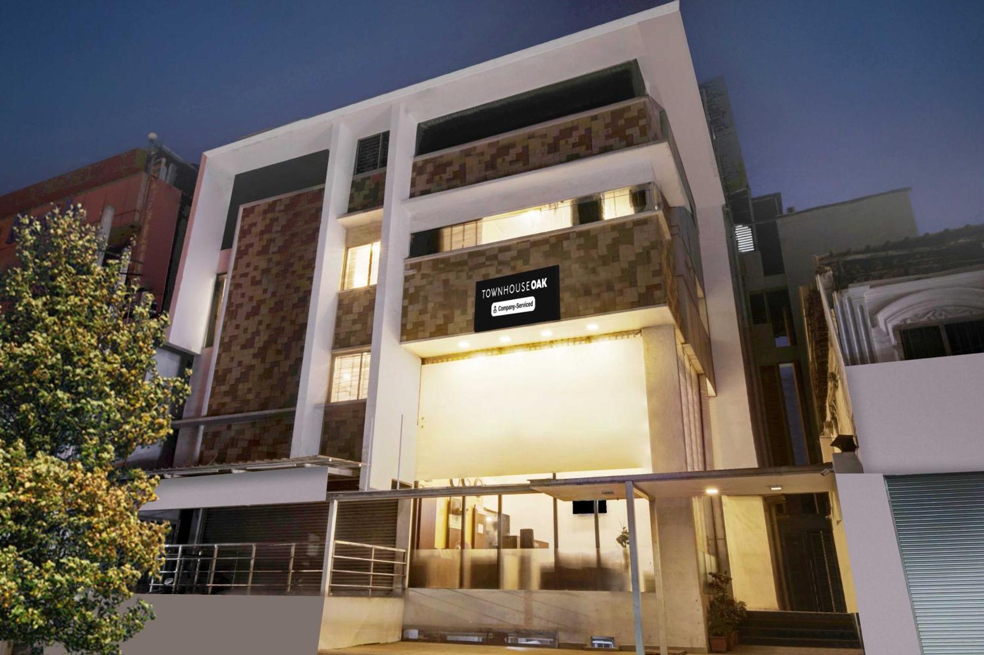 Hotel Townhouse Oak Center Palace 4*