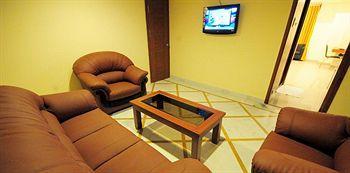 Hotel Zo Junction Railway Station 3*