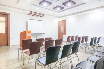 Hotel Zo Junction Railway Station Mysore