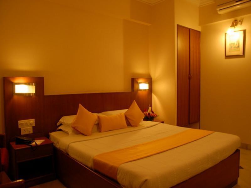 Fabhotel Maurya Residency Hotel Mysore