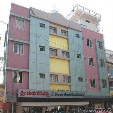 Hotel Shree Guru Residency 3*