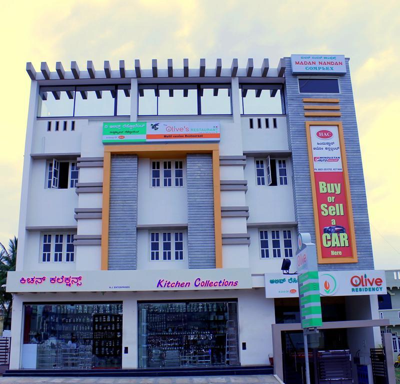 Oyo 1900 Olive Residency 2*