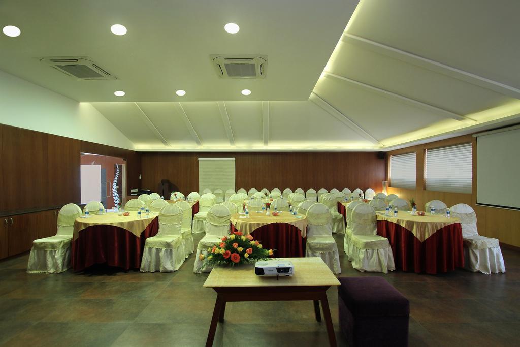 Resort Silent Shores & 4*