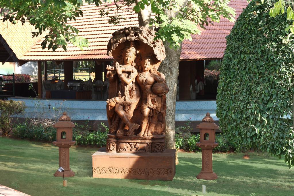 Silent Shores & 4* Mysore