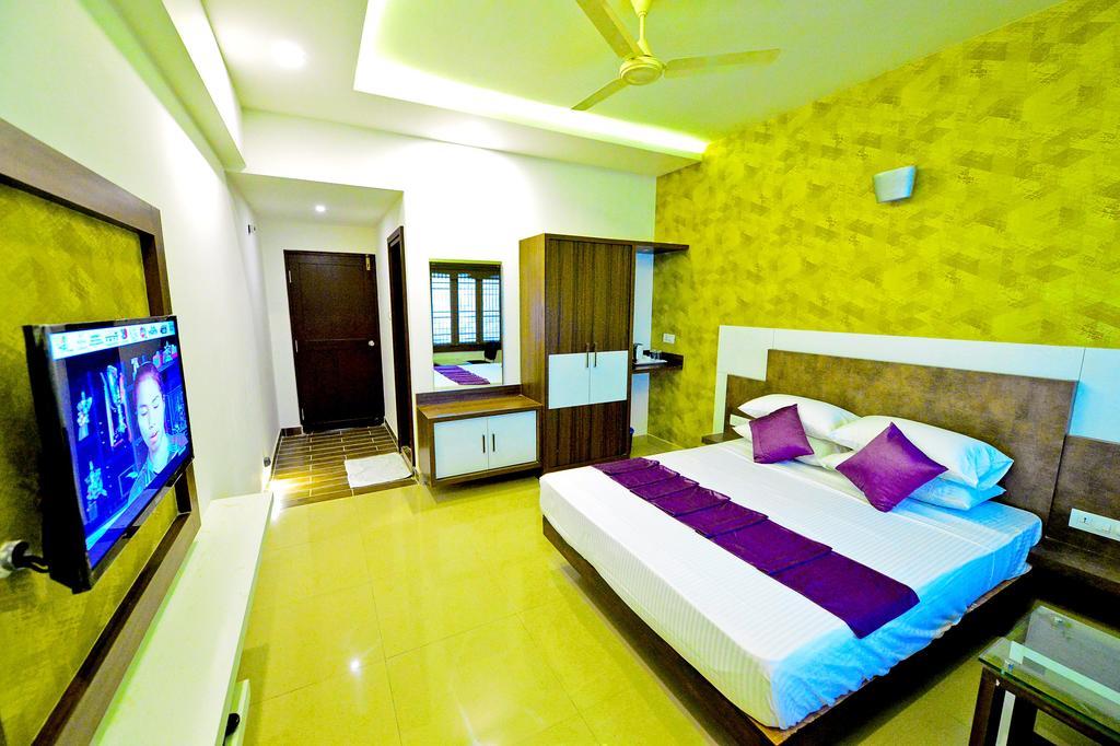 Qik @ S.k. Continental Mysore