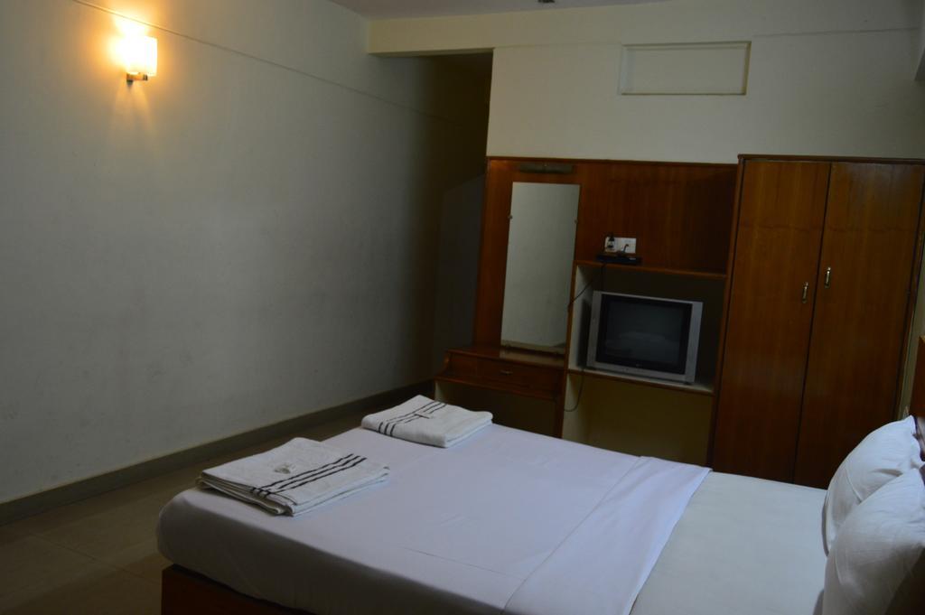 Hotel Qik @ S.k. Continental