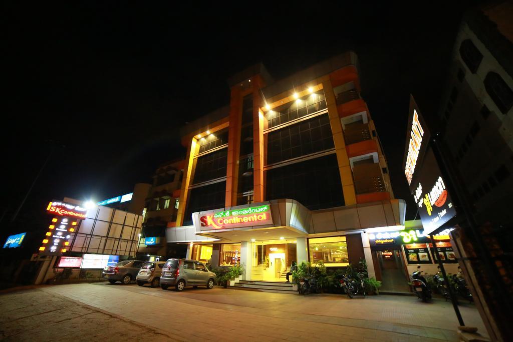 Hotel Qik @ S.k. Continental 2*