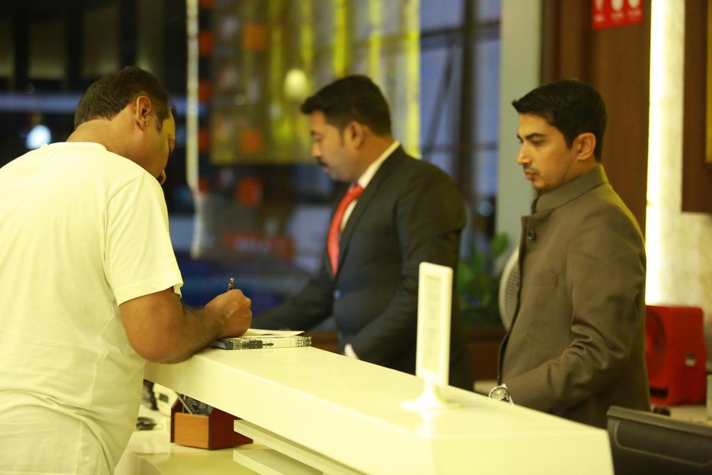 Qik @ S.k. Continental Mysore