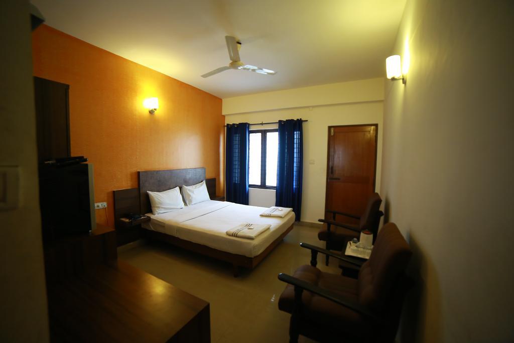 Qik @ S.k. Continental Hotel 2*