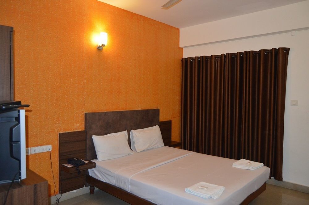 Qik @ S.k. Continental Hotel