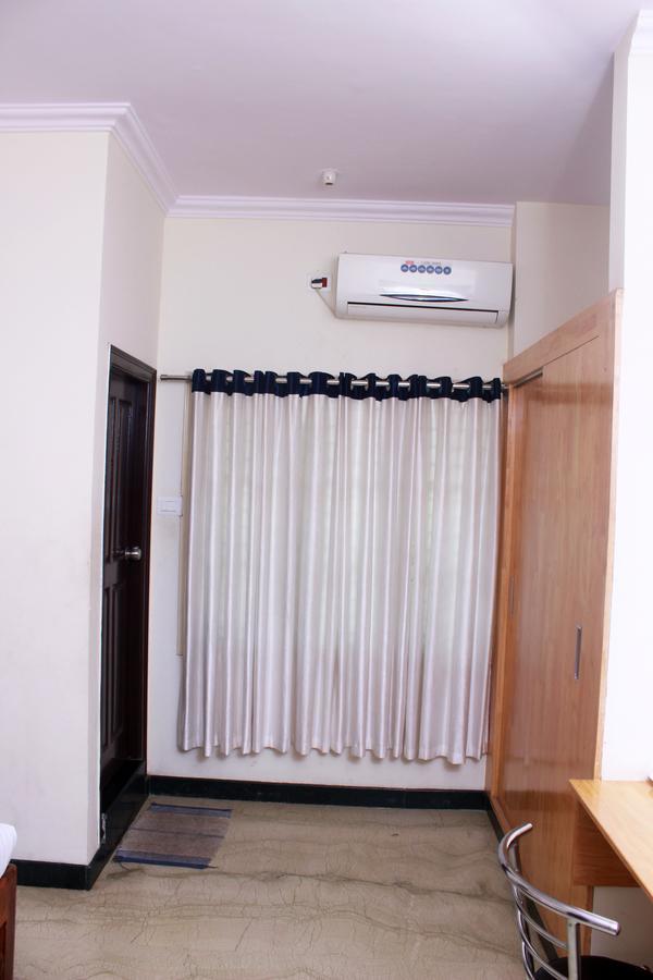 Oyo 1900 Olive Residency Hotel Mysore