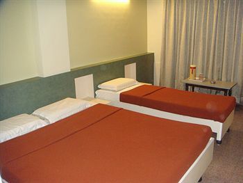Lodge Mannars Residency