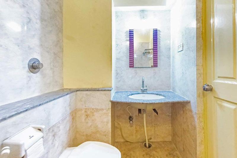 Bed & Breakfast Suvarna Residency 2*