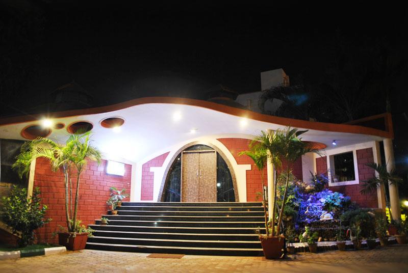 Grand Maurya And 3* Mysore