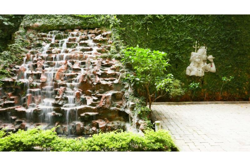 Treebo Komfort Suites, 3 Km From Palace 3* Mysore
