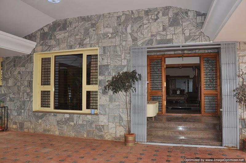 Suvarna Luxury * Mysore