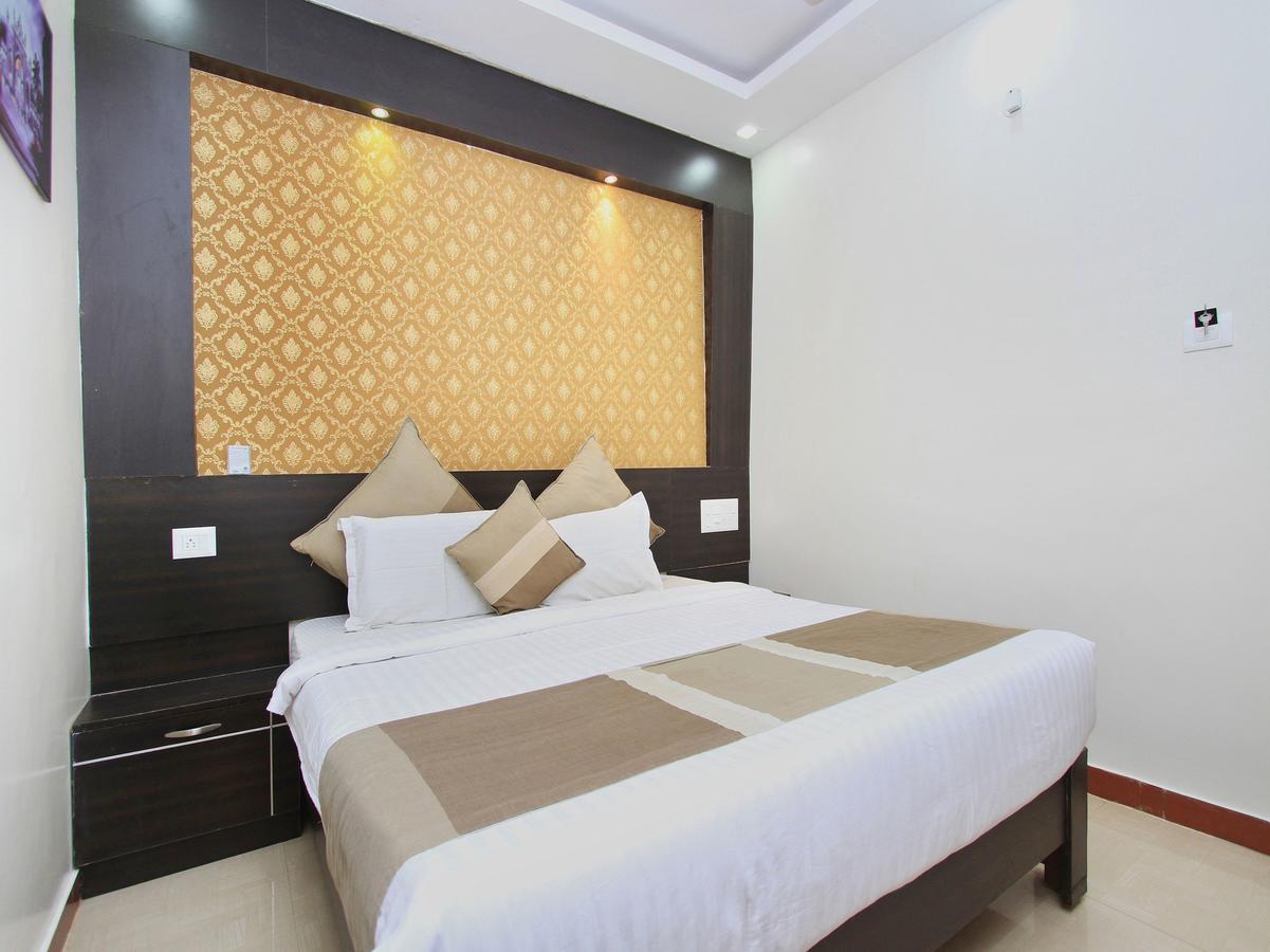 Aishwarya Le Royal Hotel