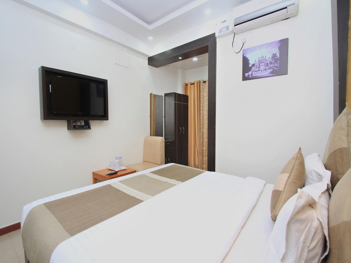 Aishwarya Le Royal Hotel