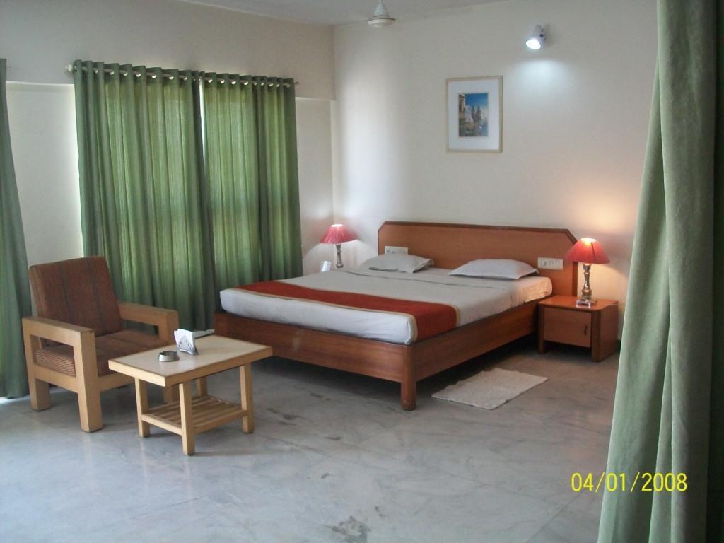 Palace Plaza 3*
