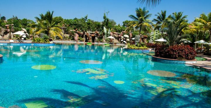 Resort Silent Shores &