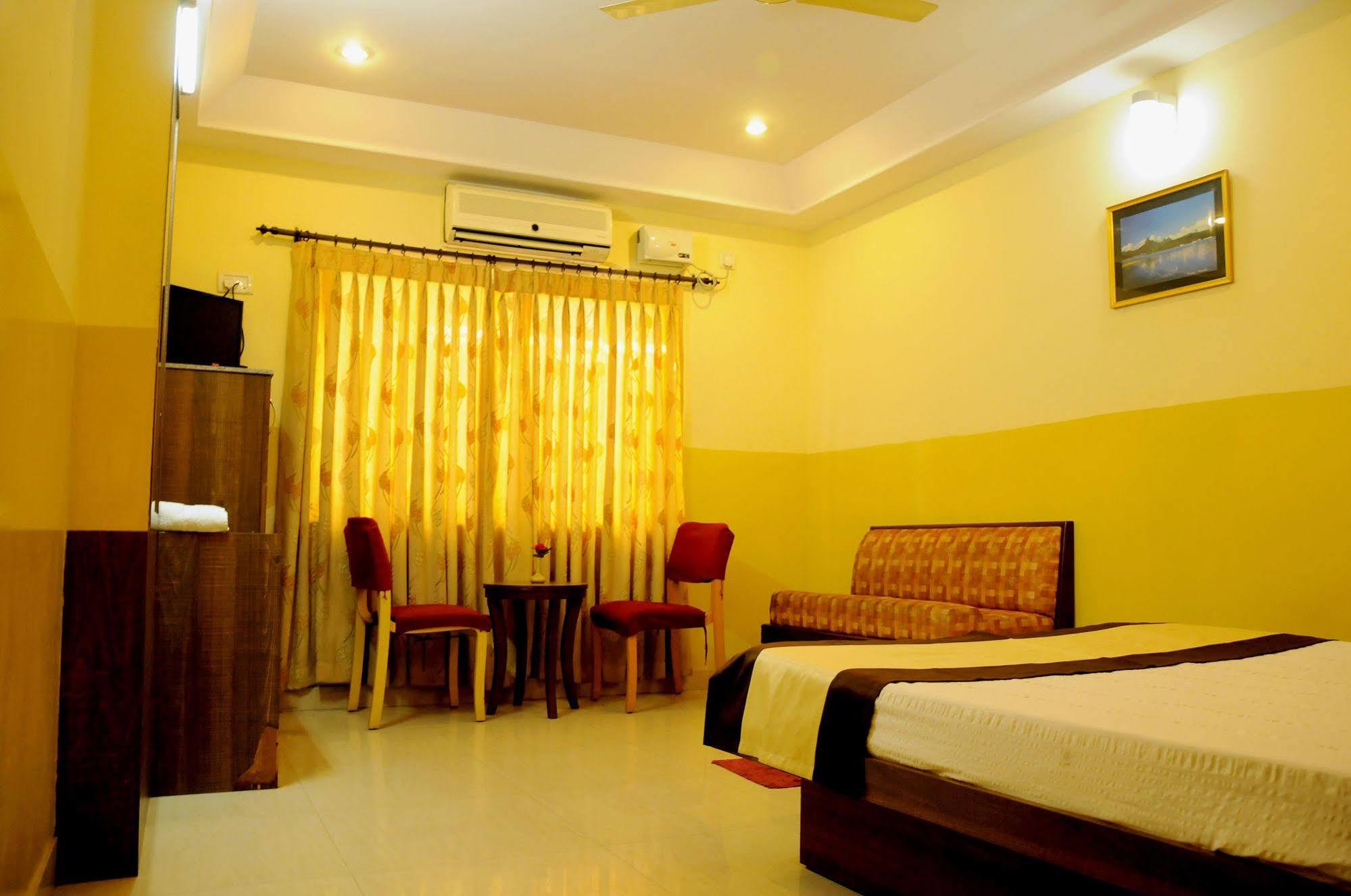 Suvarna Residency Bed & Breakfast