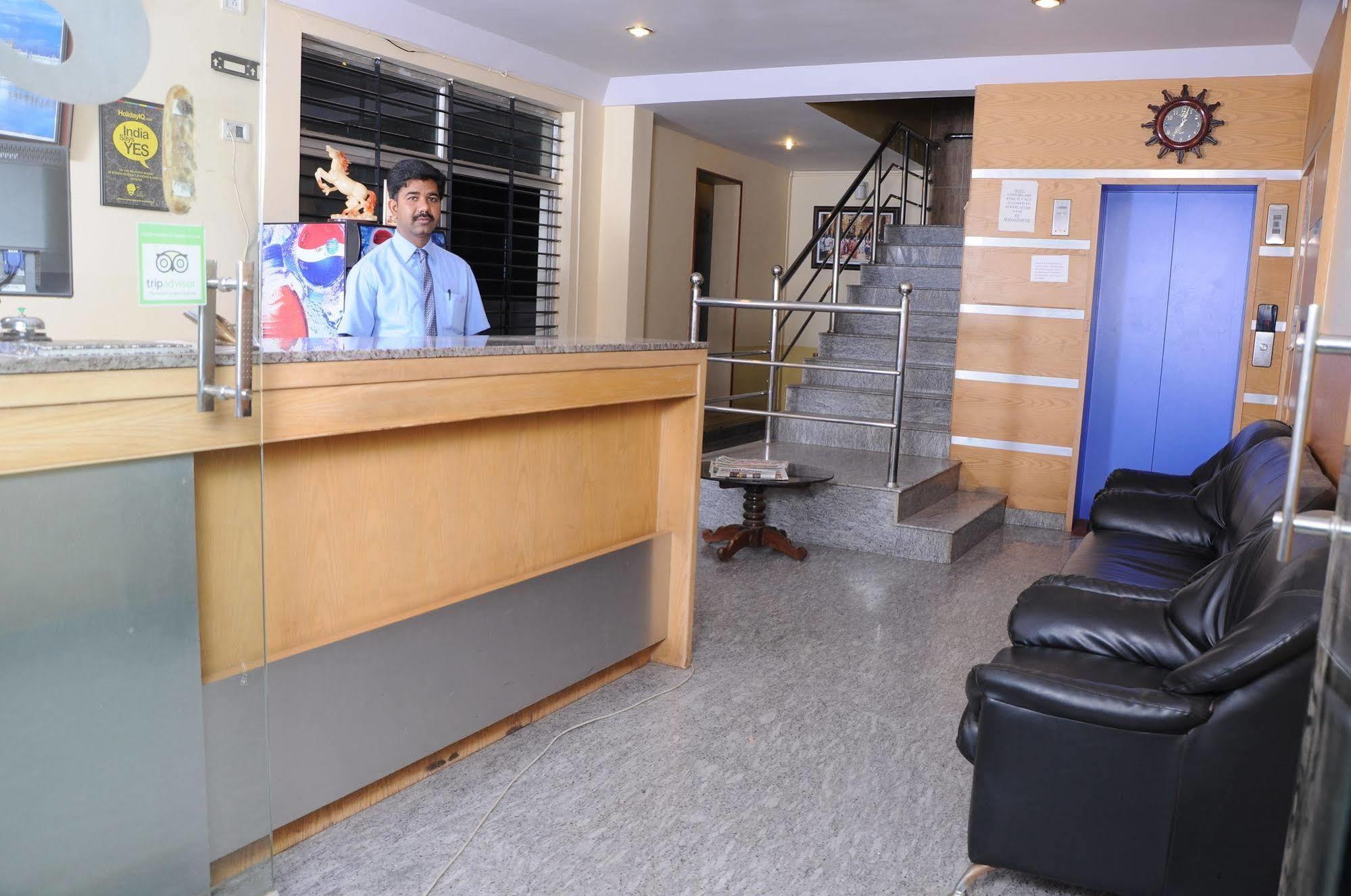 Suvarna Residency 2*