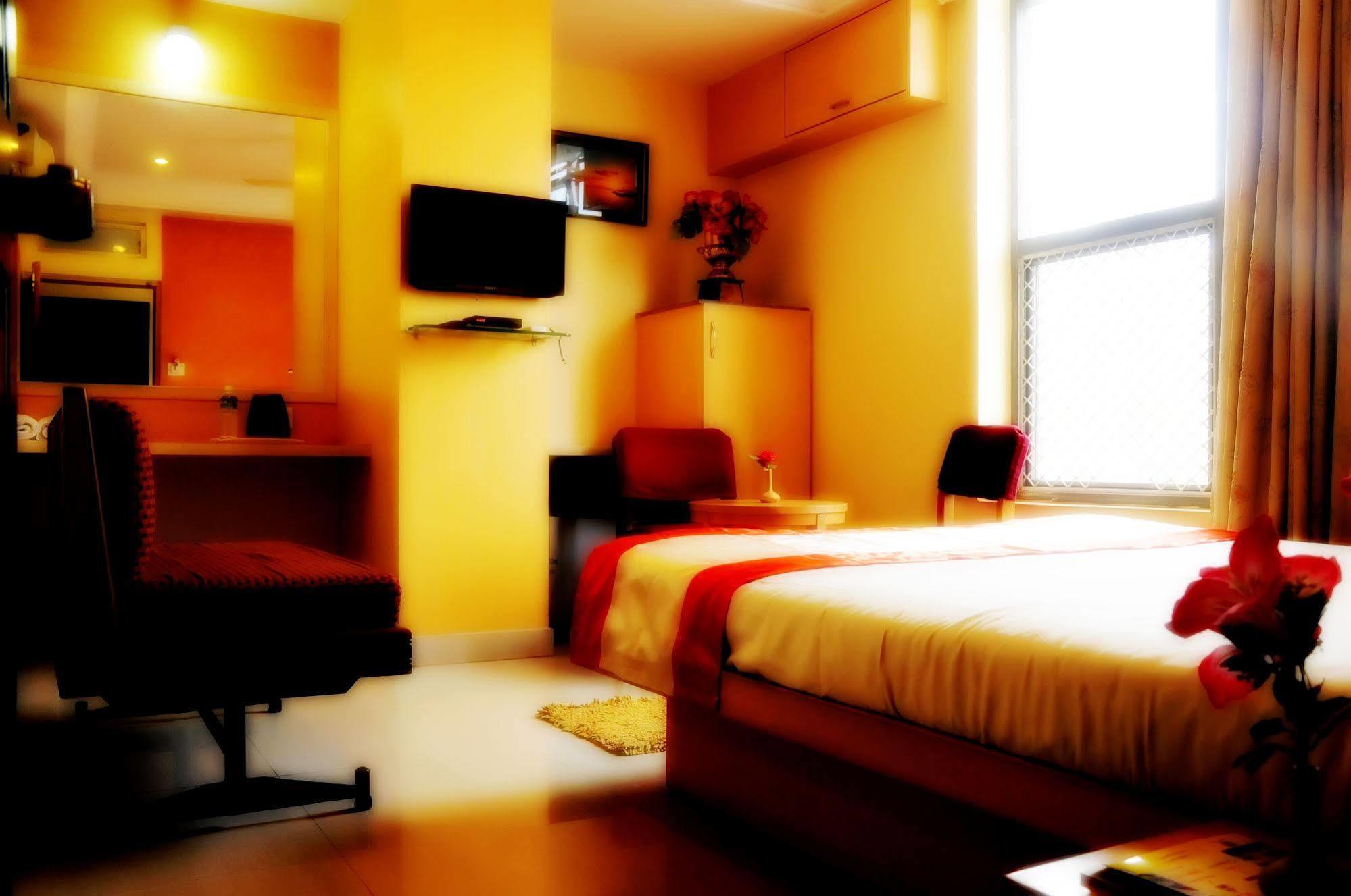 Suvarna Residency 2*