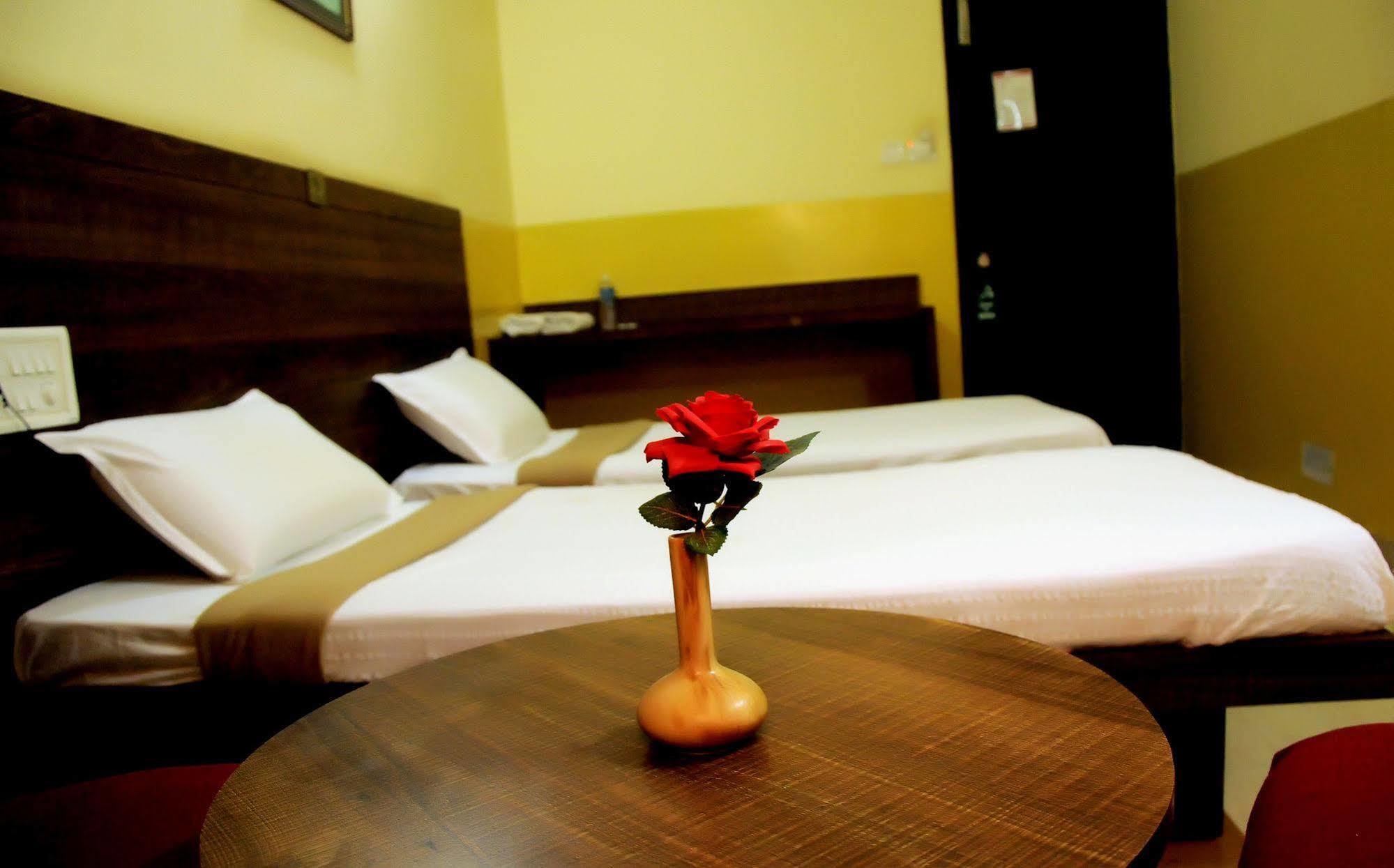Suvarna Residency 2*