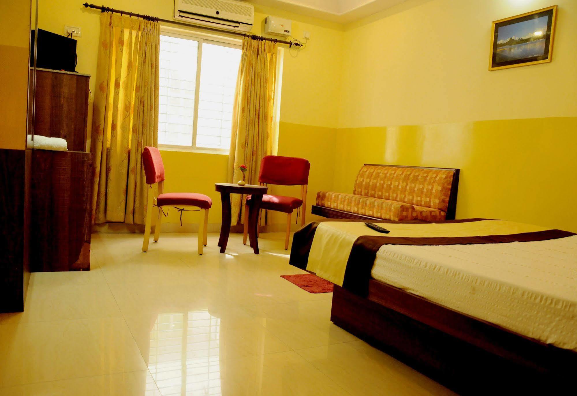 Suvarna Residency 2*