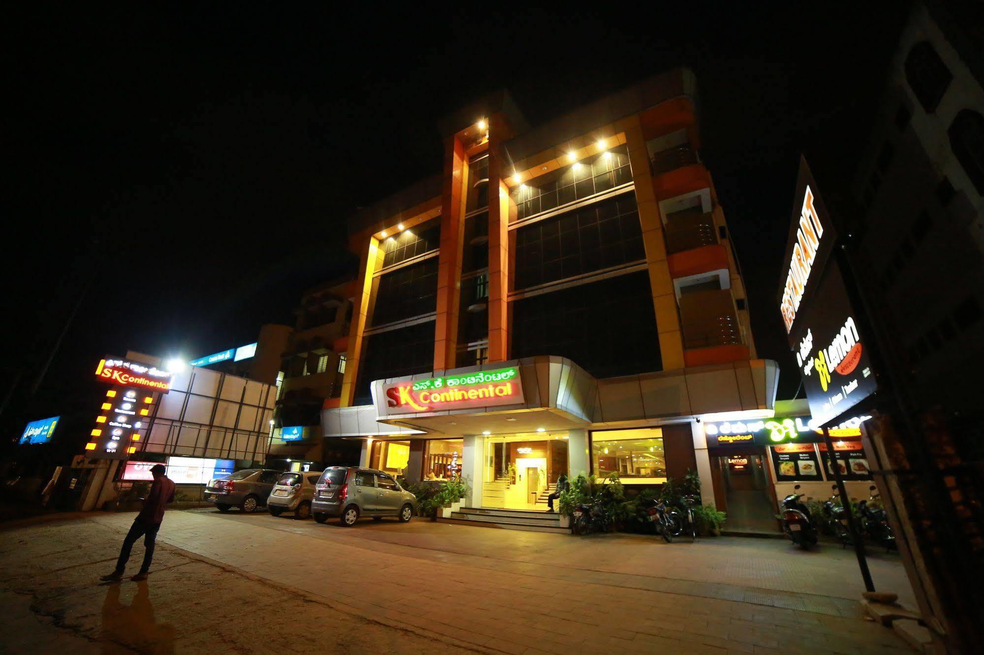 Qik @ S.k. Continental Hotel