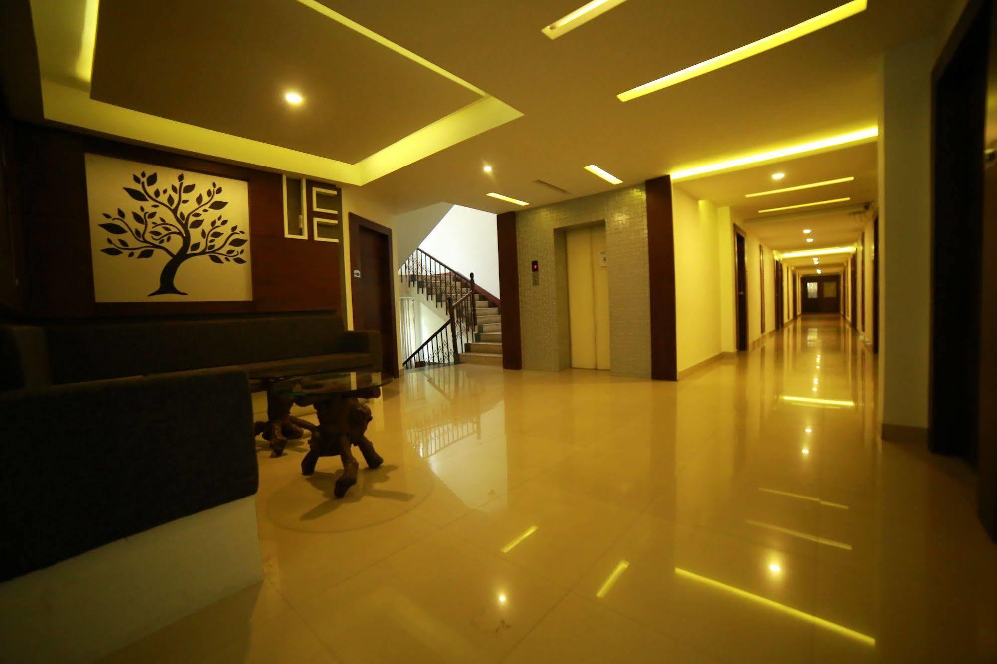 Qik @ S.k. Continental Hotel Mysore