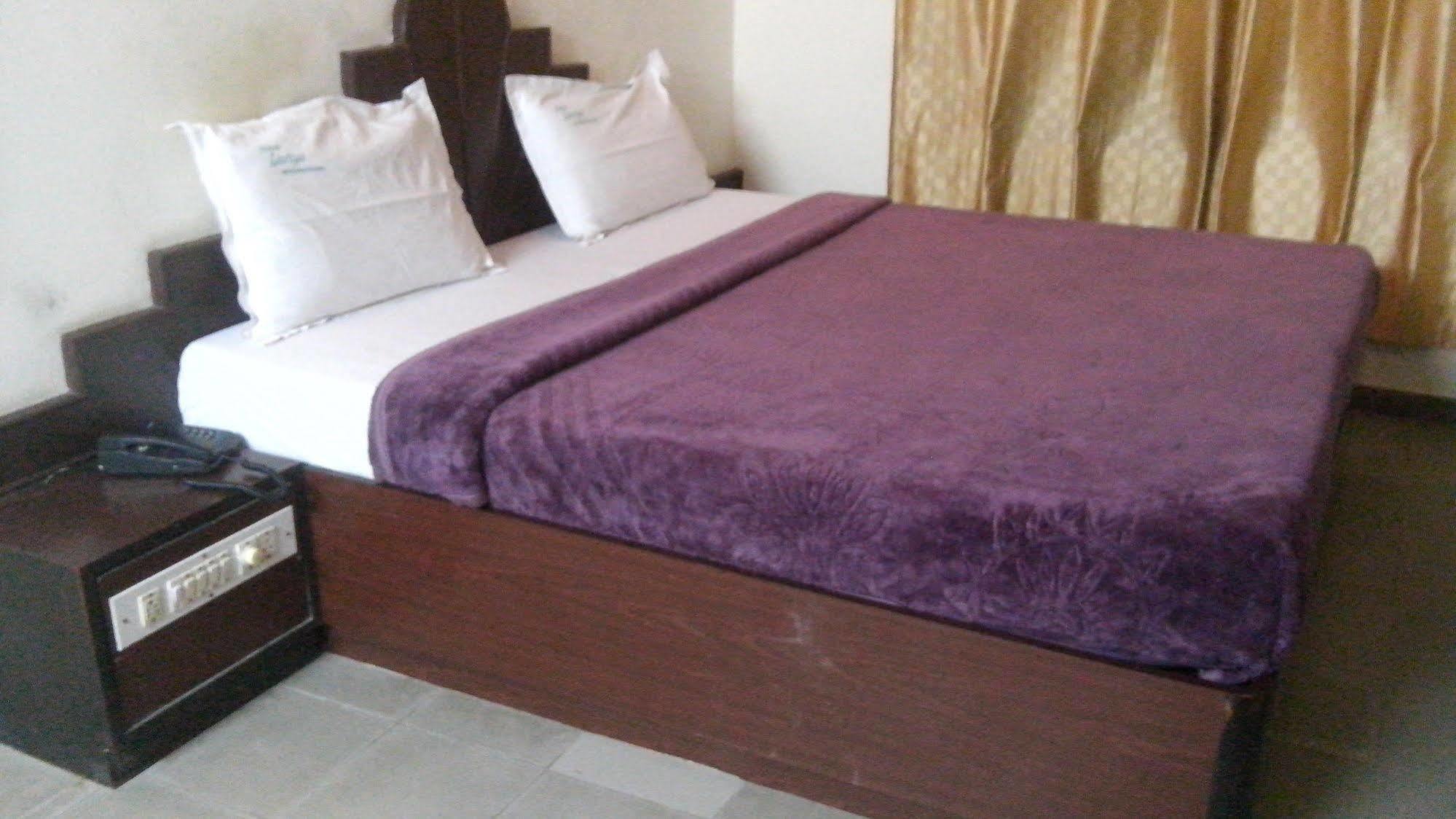 Hotel Luciya International 2*