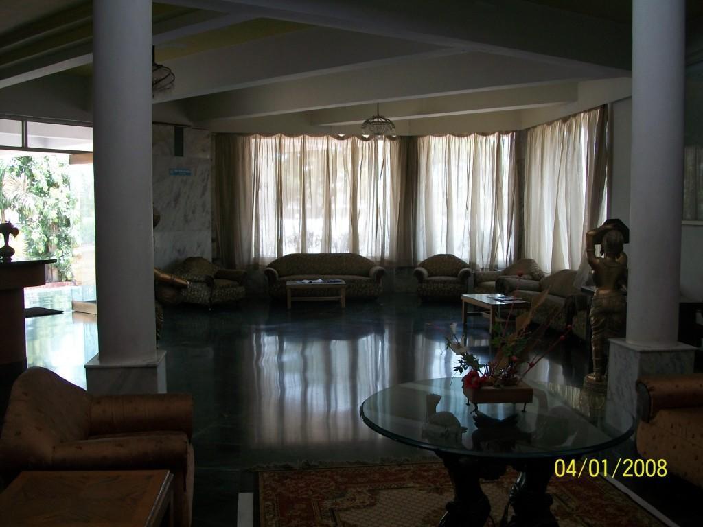 Palace Plaza 3*
