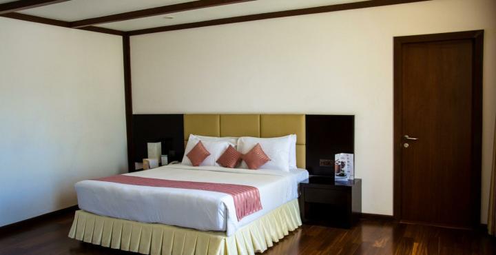 Resort Silent Shores & Mysore