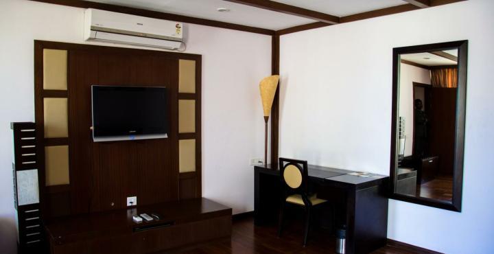 Silent Shores & Resort 4*