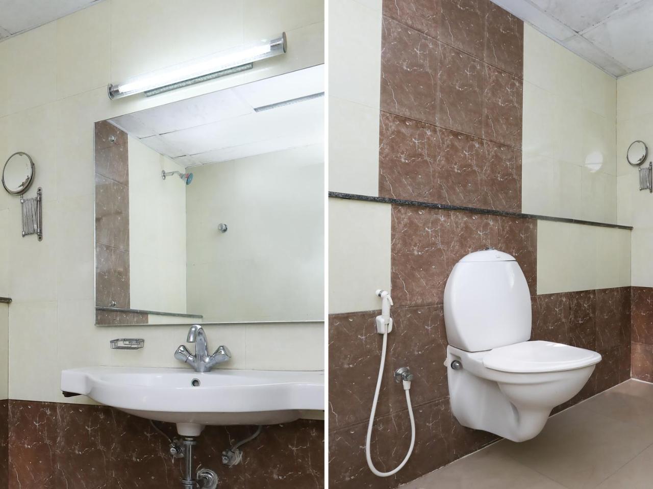 Hotel Oyo 18968 R R International 3*