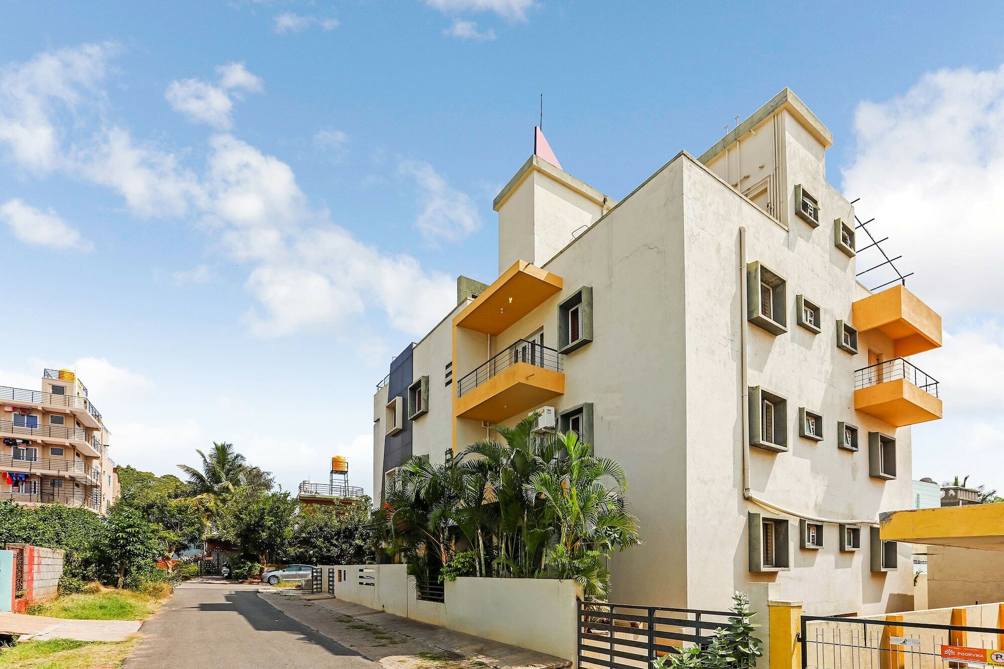 Oyo 24195 Jasmine 3* Mysore