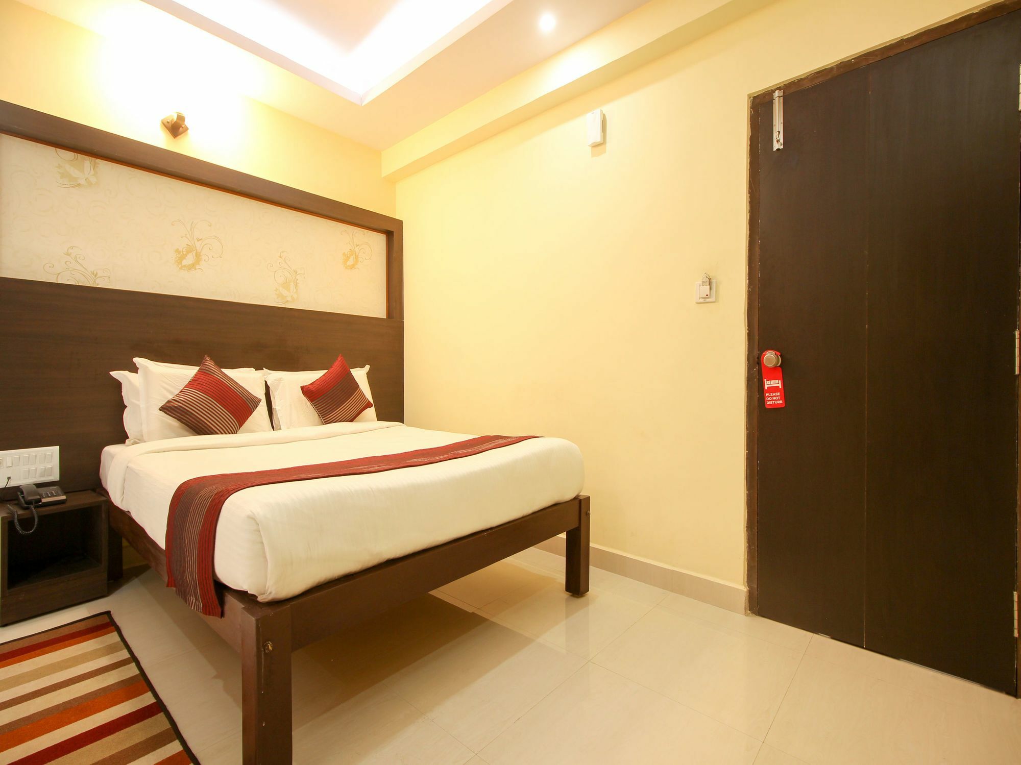 Prakaash Comforts Hotel