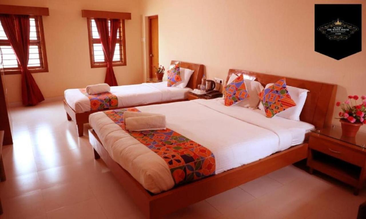 Hotel Kumar's The White House