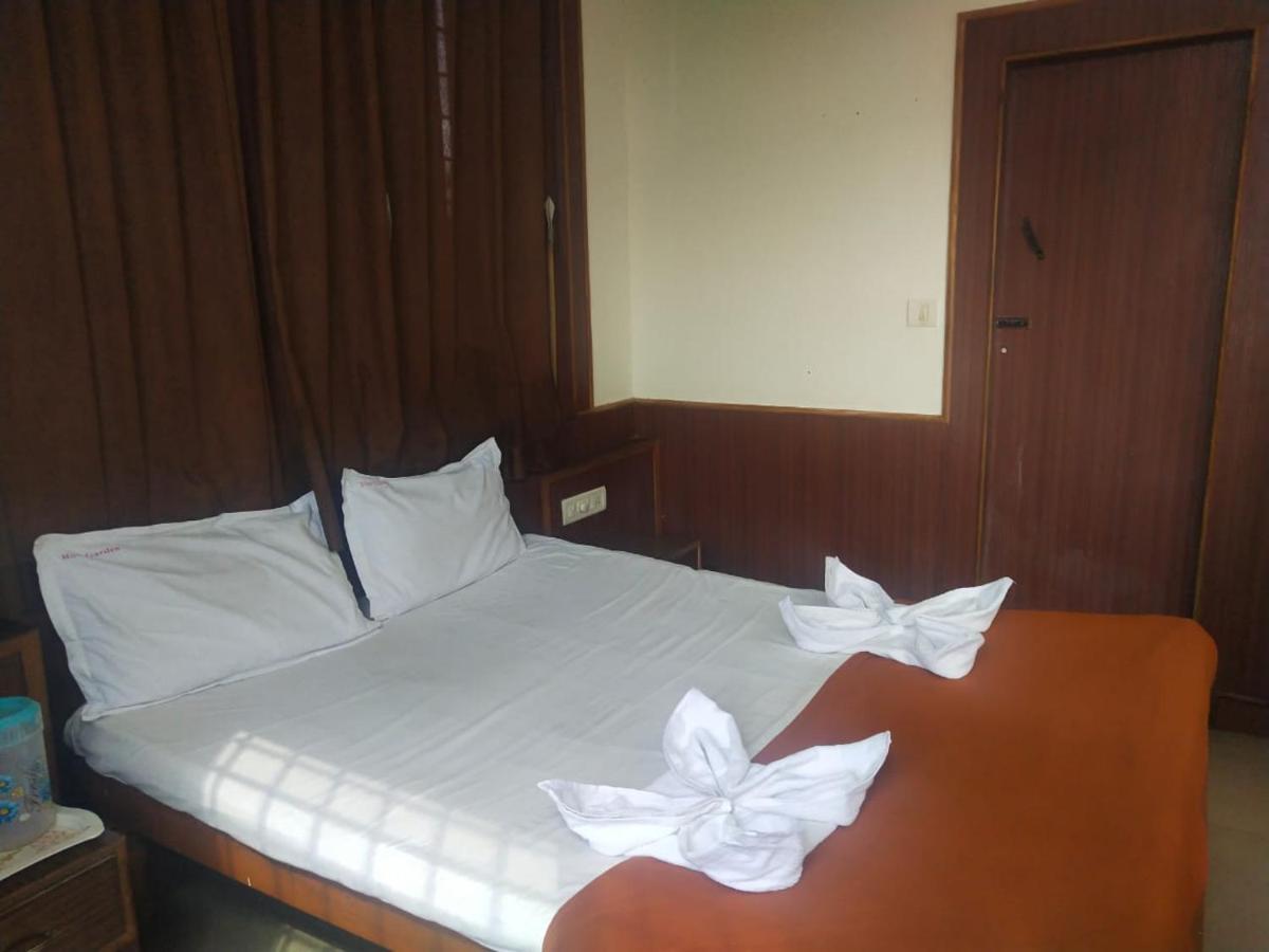 Rose Garden Hotel Mysore