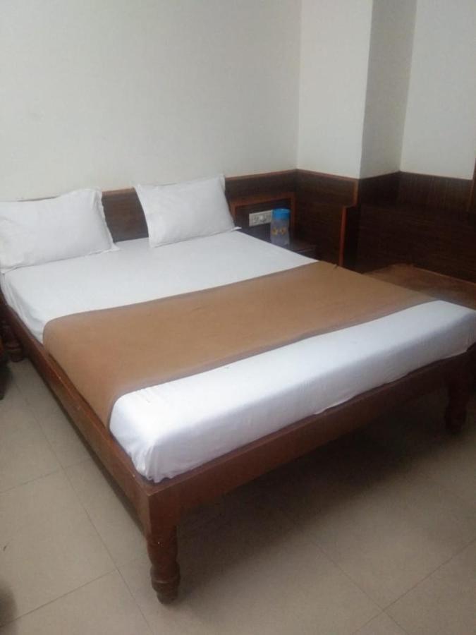 Rose Garden Hotel