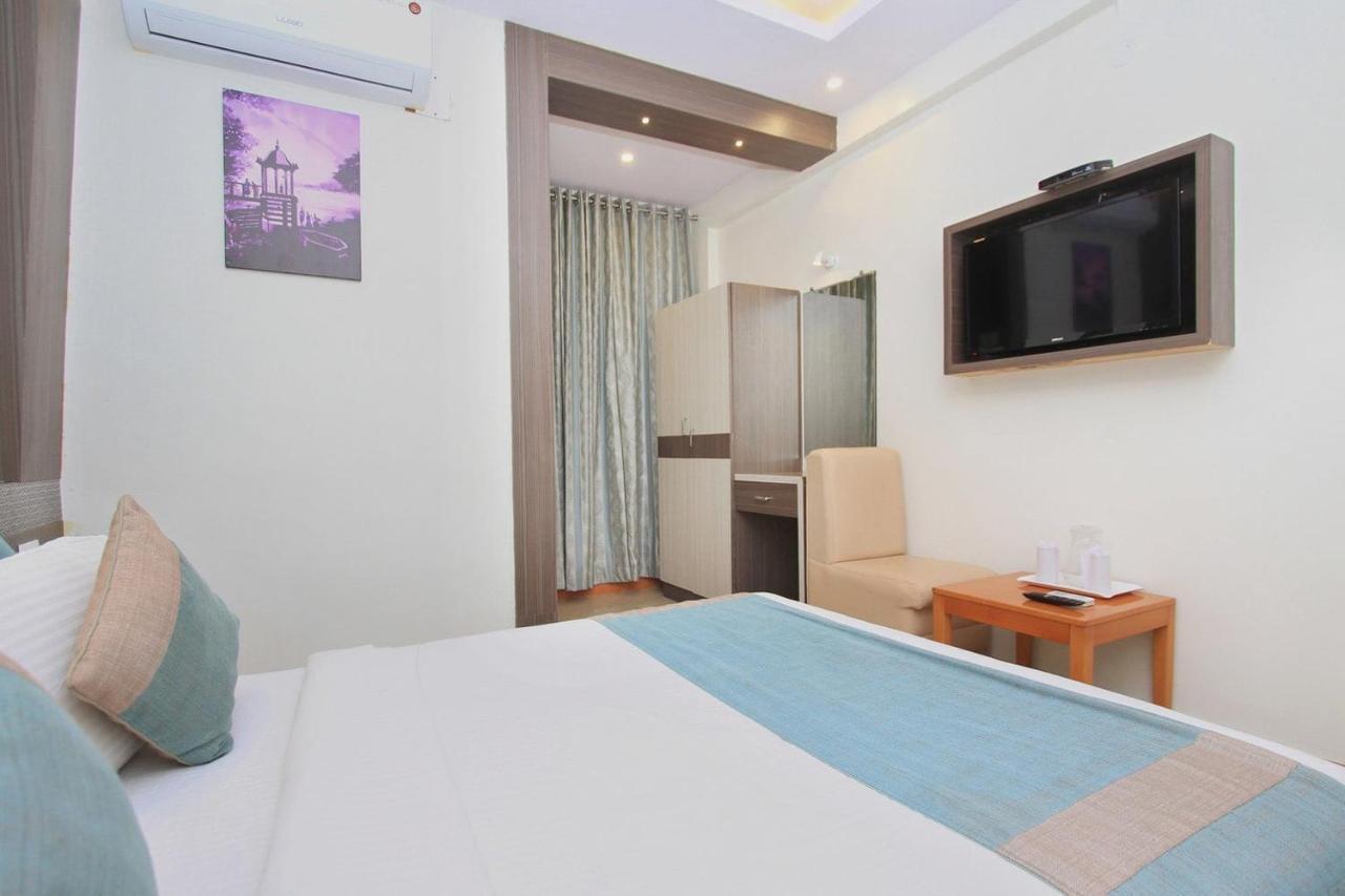 Hotel Aishwarya Le Royal