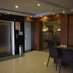 Hotel Golden Castle